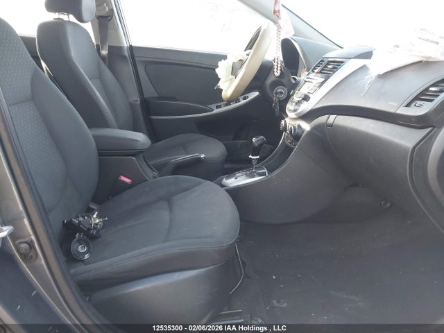 12535300 :رقم المزاد ، KMHCU5AE3DU077111 vin ، 2013 Hyundai Accent Gls مزاد بيع
