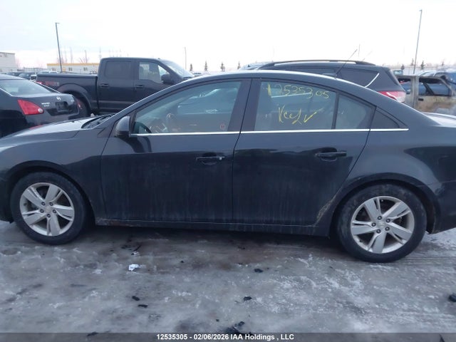 1G1P75SZ3E7141641 Chevrolet Cruze