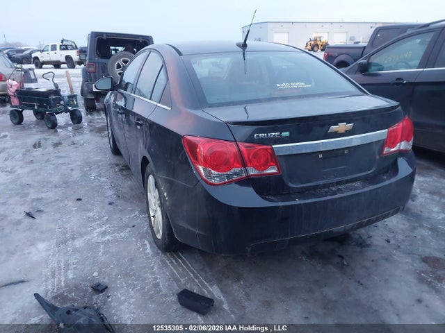 1G1P75SZ3E7141641 Chevrolet Cruze