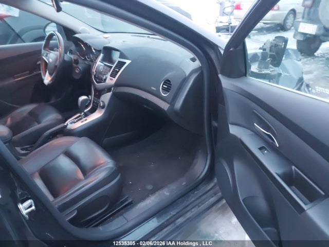 1G1P75SZ3E7141641 Chevrolet Cruze