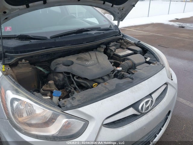 2013 Hyundai Accent Gl მანქანა იყიდება აუქციონზე, vin: KMHCT5AE2DU123742, აუქციონის ნომერი: 12535313