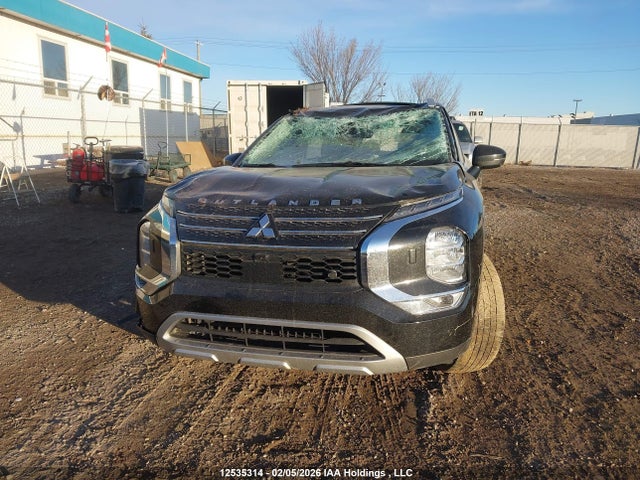 JA4T5VA99RZ602309 Mitsubishi Outlander Se/ralliart