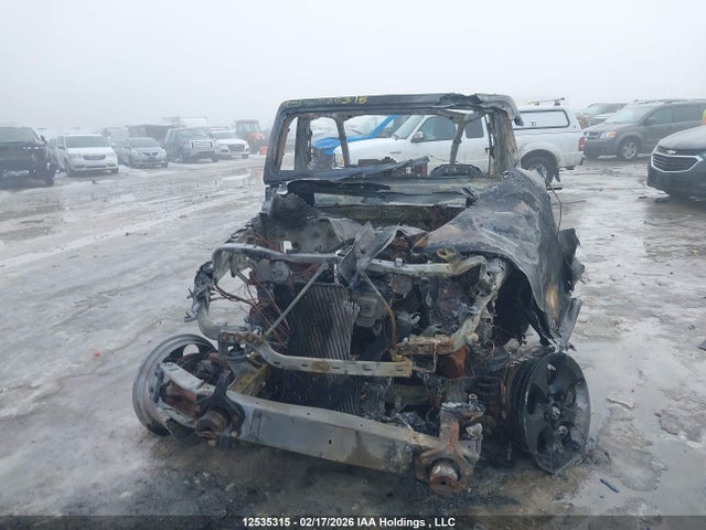 1C4HJXEG3MW693258 Jeep TJ
