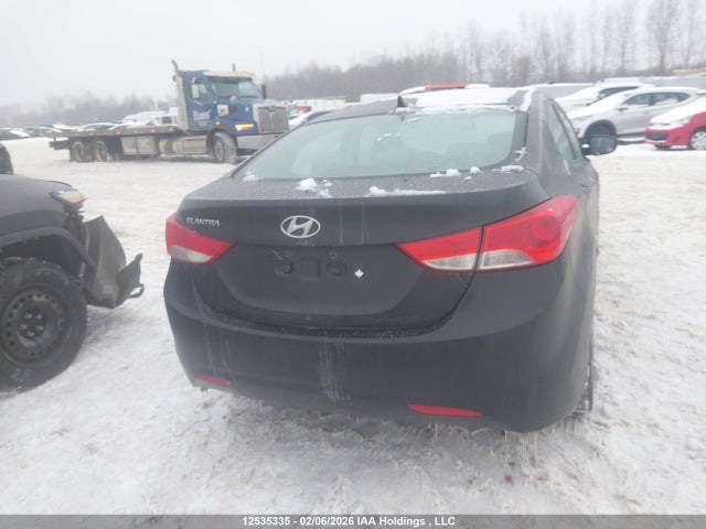 2013 Hyundai Elantra Gl მანქანა იყიდება აუქციონზე, vin: 5NPDH4AE2DH155976, აუქციონის ნომერი: 12535335