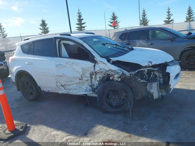 12535347 :رقم المزاد ، 2T3BFREV8GW432549 vin ، 2016 Toyota Rav4 Le مزاد بيع