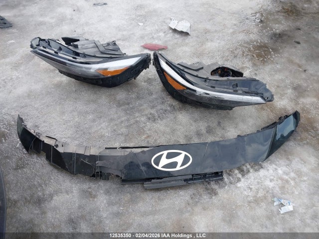 KMHLM4DGXRU776332 Hyundai ELANTRA SEL
