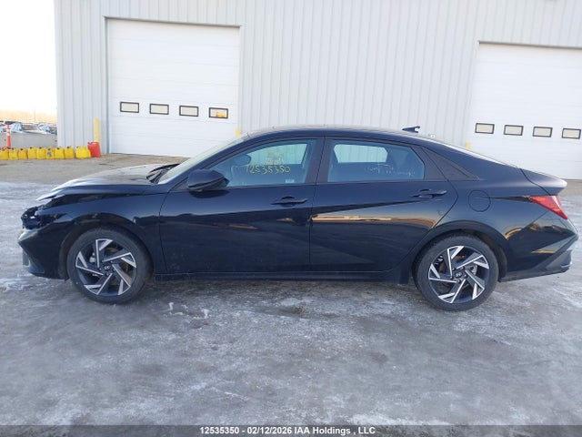 KMHLM4DGXRU776332 Hyundai ELANTRA SEL