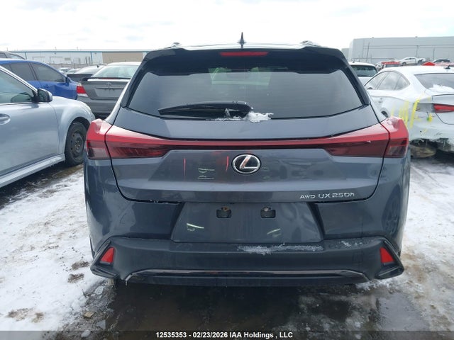 JTHR9JBH2P2063703 Lexus UX 250H