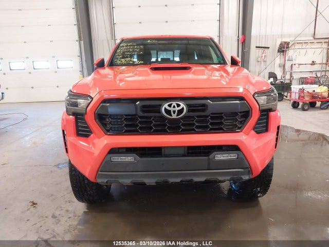 12535365 :رقم المزاد ، 3TYLB5JN7RT010876 vin ، 2024 Toyota Tacoma Double Cab/sr5/trd Sport/trd Off Road/ltd مزاد بيع
