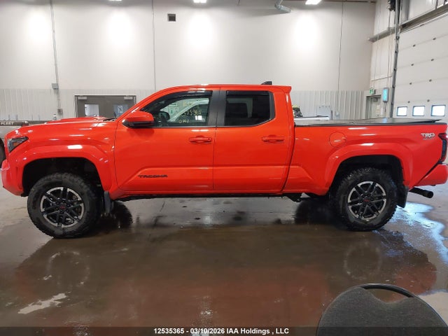 12535365 :رقم المزاد ، 3TYLB5JN7RT010876 vin ، 2024 Toyota Tacoma Double Cab/sr5/trd Sport/trd Off Road/ltd مزاد بيع