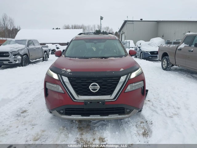 12535370 :رقم المزاد ، JN8AT3DD8MW317526 vin ، 2021 Nissan Rogue Platinum مزاد بيع
