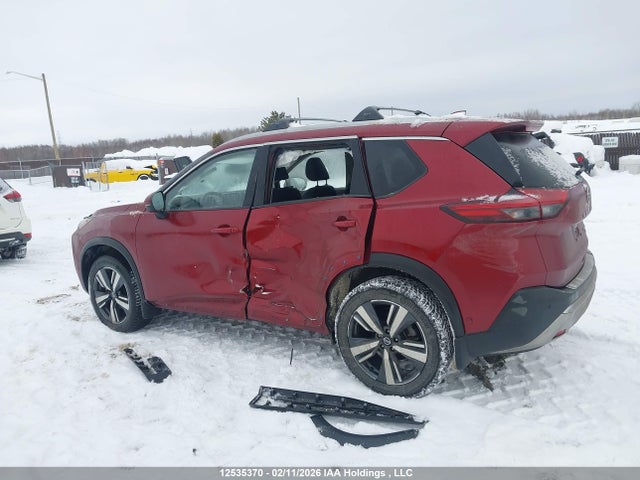 12535370 :رقم المزاد ، JN8AT3DD8MW317526 vin ، 2021 Nissan Rogue Platinum مزاد بيع
