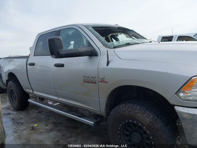 3C63R3DL8GG128556 RAM 3500 Slt