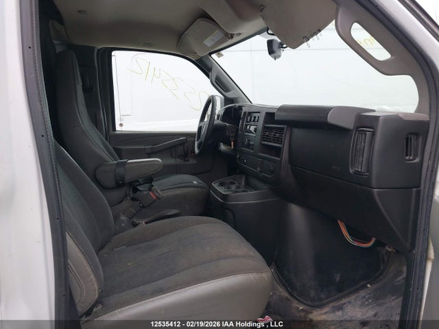1GTW7AFG1J1308967 GMC Savana 2500 Work Van