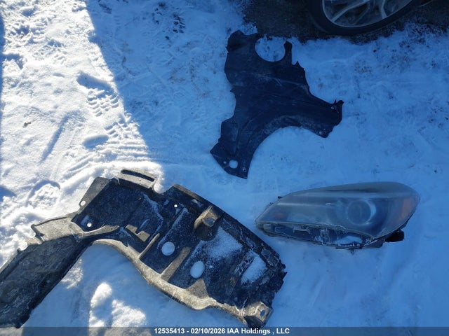VNKKTUD32GA063740 Toyota Yaris Se