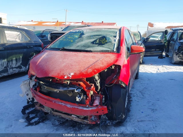 VNKKTUD32GA063740 Toyota Yaris Se