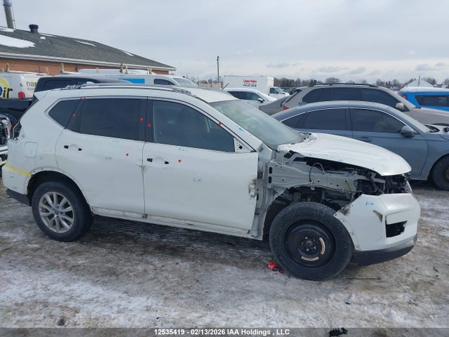 5N1AT2MV8KC805142 Nissan Rogue