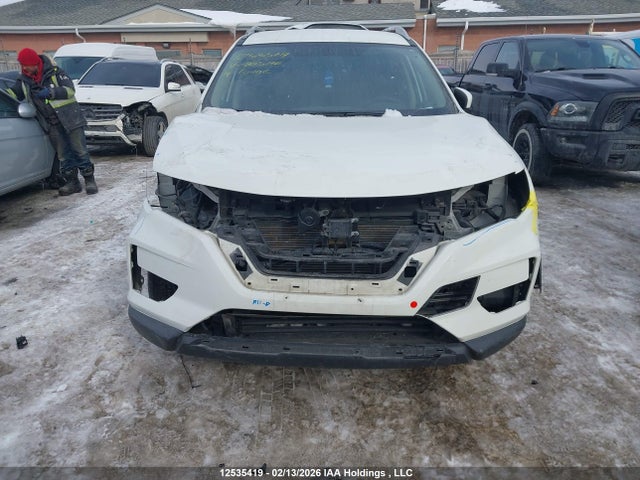5N1AT2MV8KC805142 Nissan Rogue