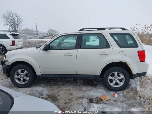 Aukcja sprzedaży 2011 Mazda Tribute S, vin: 4F2CY0GG2BKM03428, numer aukcji: 12535423