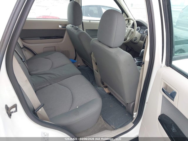 Aukcja sprzedaży 2011 Mazda Tribute S, vin: 4F2CY0GG2BKM03428, numer aukcji: 12535423