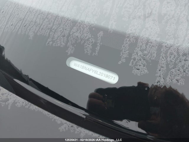 WA1BNAFY6L2019071 Audi Q5 Premium Plus