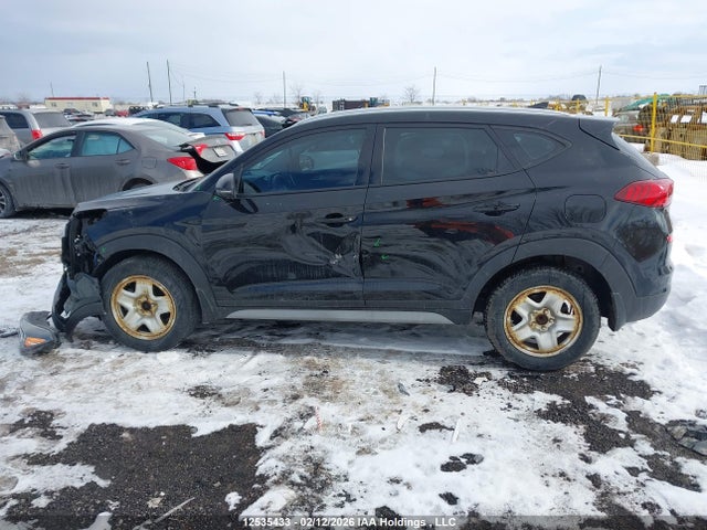 KM8J33A47KU049055 Hyundai Tucson Preferred