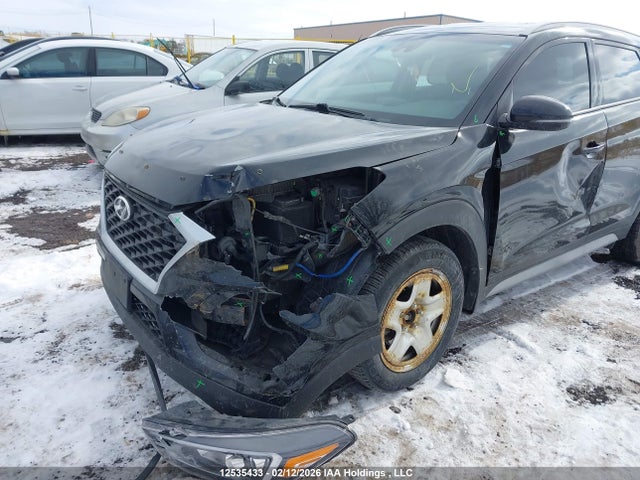 KM8J33A47KU049055 Hyundai Tucson Preferred