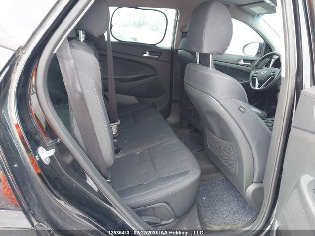 KM8J33A47KU049055 Hyundai Tucson Preferred