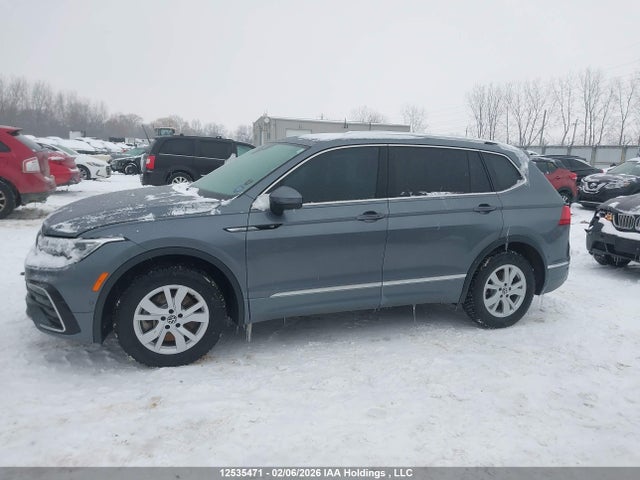 3VV4B7AX4NM061275 Volkswagen Tiguan Highline R-line