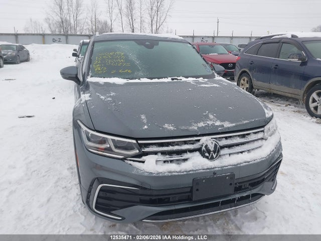 3VV4B7AX4NM061275 Volkswagen Tiguan Highline R-line