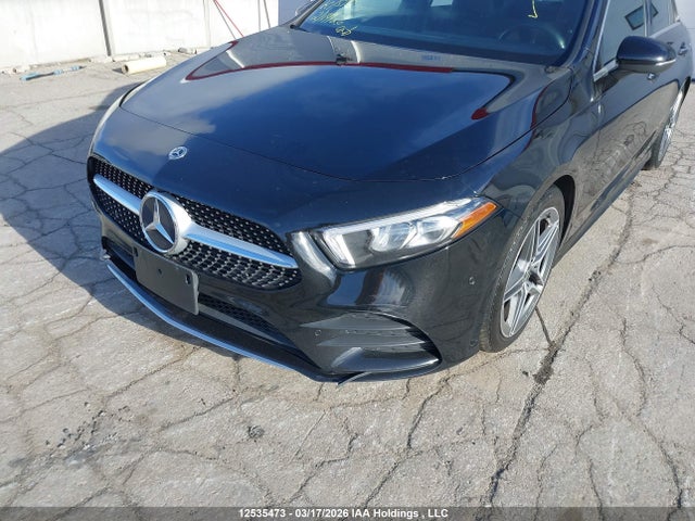 W1K3F4HBXMJ293453 Mercedes-Benz A 250 4matic