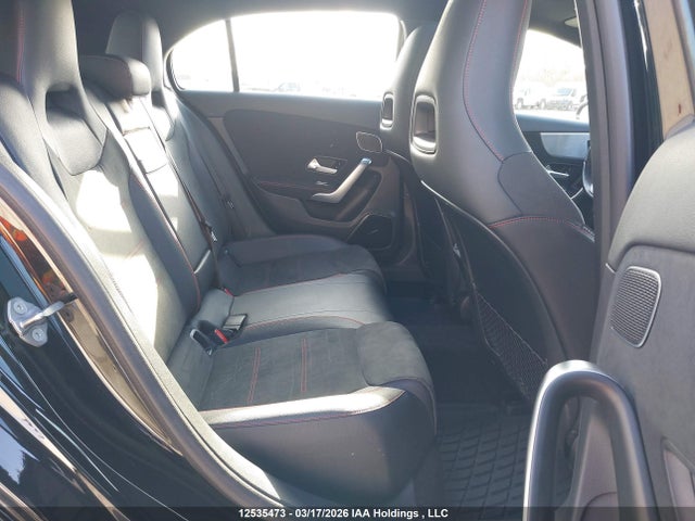 W1K3F4HBXMJ293453 Mercedes-Benz A 250 4matic