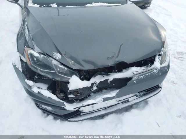 WVWVF7AU2JW096422 Volkswagen Golf R