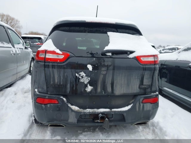 Jeep Cherokee Latitude 2015 1C4PJMCS5FW689040 Image 16