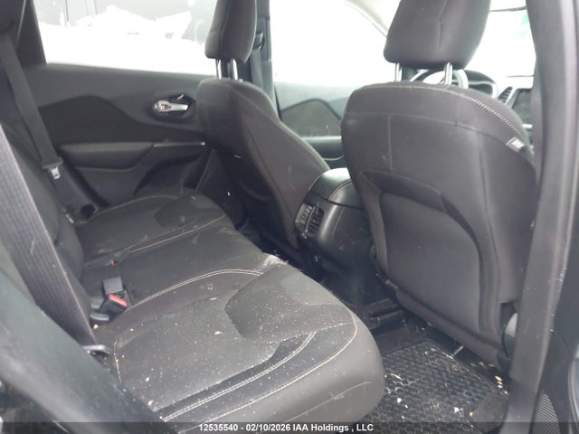 Jeep Cherokee Latitude 2015 1C4PJMCS5FW689040 Image 8