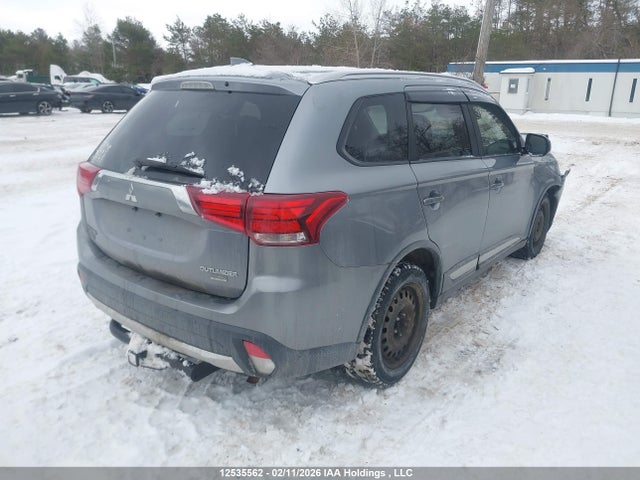 12535562 :رقم المزاد ، JA4AZ2A35HZ609410 vin ، 2017 Mitsubishi Outlander Es مزاد بيع