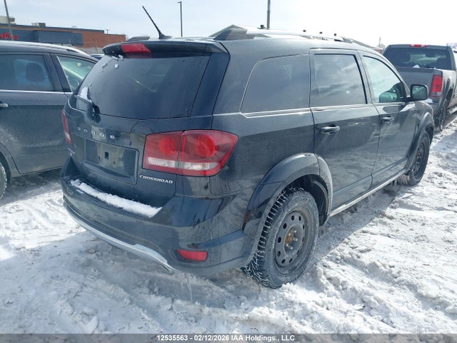 3C4PDDGGXJT172764 Dodge Journey Crossroad