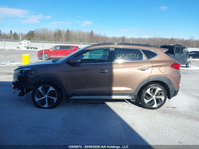 KM8J3CA24HU435617 Hyundai Tucson Limited/sport And Eco/se