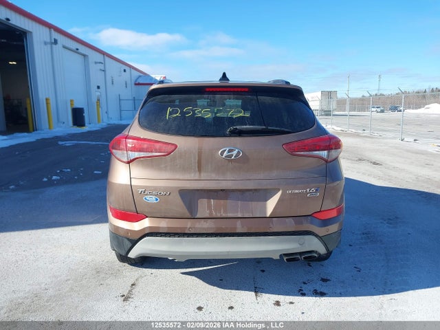 KM8J3CA24HU435617 Hyundai Tucson Limited/sport And Eco/se