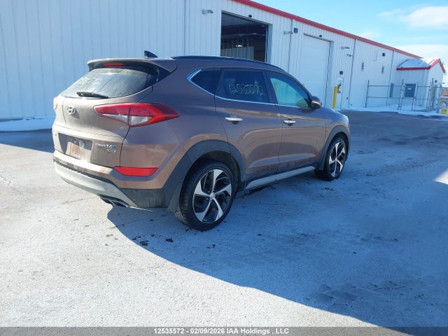 KM8J3CA24HU435617 Hyundai Tucson Limited/sport And Eco/se