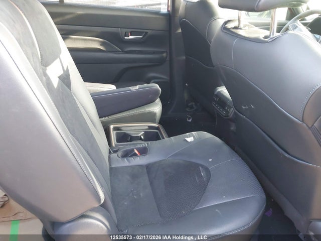 12535573 :رقم المزاد ، 5TDADAB59SS014440 vin ، 2025 Toyota Grand Highlander Hybrid Platinum Max مزاد بيع
