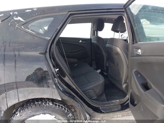 KM8J23A43KU909701 Hyundai TUCSON SE