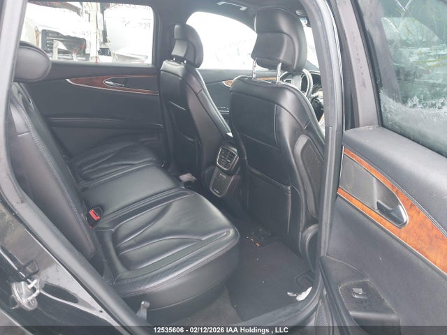2LMPJ8KR2GBL25764 Lincoln MKX