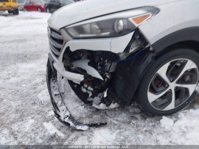 KM8J3CA25GU060061 Hyundai Tucson Limited/sport And Eco/se