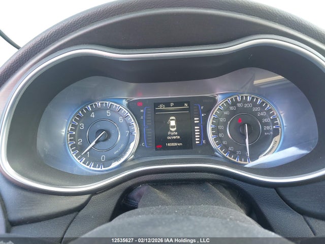Chrysler 200 Limited 2015 1C3CCCAB7FN601198 Image 7