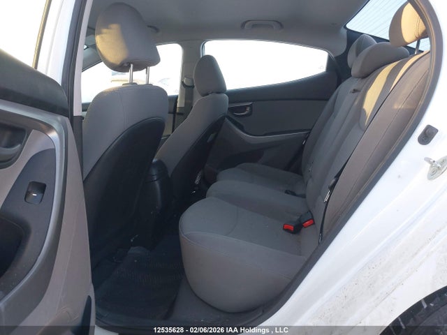 5NPDH4AE4GH712410 Hyundai Elantra L+