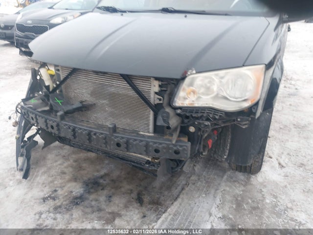 2C4RDGBG4ER219863 Dodge Grand Caravan