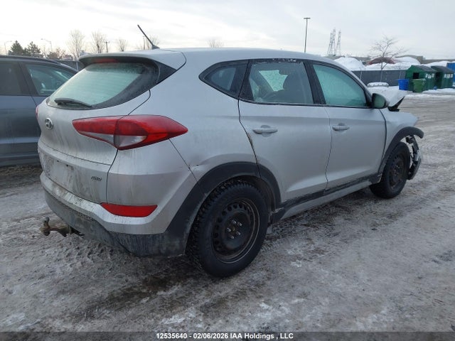 Продаж на аукціоні авто 2018 Hyundai Tucson Se, vin: KM8J2CA40JU835586, номер лоту: 12535640