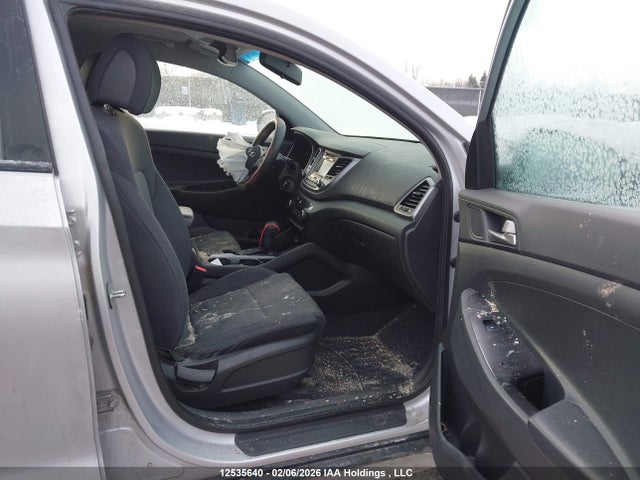 Продаж на аукціоні авто 2018 Hyundai Tucson Se, vin: KM8J2CA40JU835586, номер лоту: 12535640