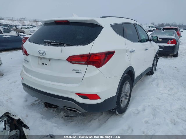 5XYZUDLB6HG450760 Hyundai Santa Fe Sport 2.4 Se